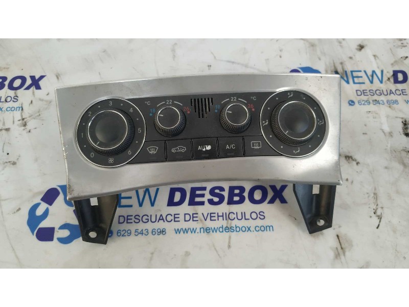 Recambio de mando climatizador para mercedes-benz clase clc (cl203) clc 220 cdi (la) (203.708) referencia OEM IAM A2038304085  