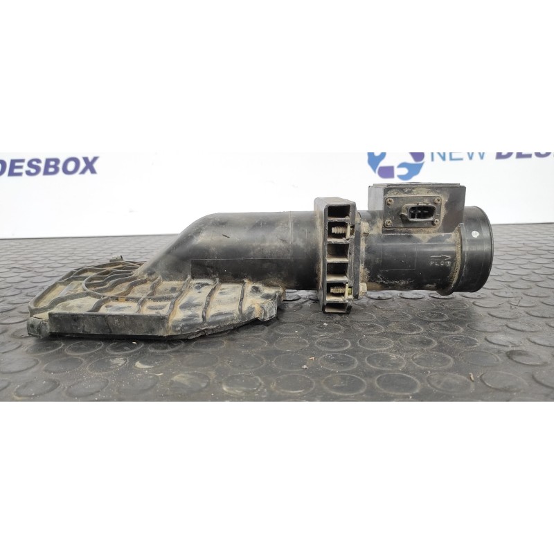 Recambio de caudalimetro para nissan patrol gr (y61) 2.8 turbodiesel cat referencia OEM IAM 2268031U00  