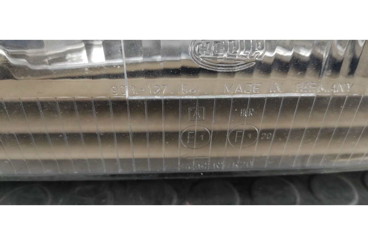 Recambio de faro derecho para mercedes-benz clase e (w123) berlina+coupe 2.4 diesel referencia OEM IAM 127104RE  