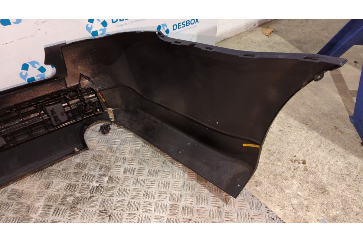 Recambio de paragolpes trasero para land rover range rover sport v8 td edition 60 yrs referencia OEM IAM   