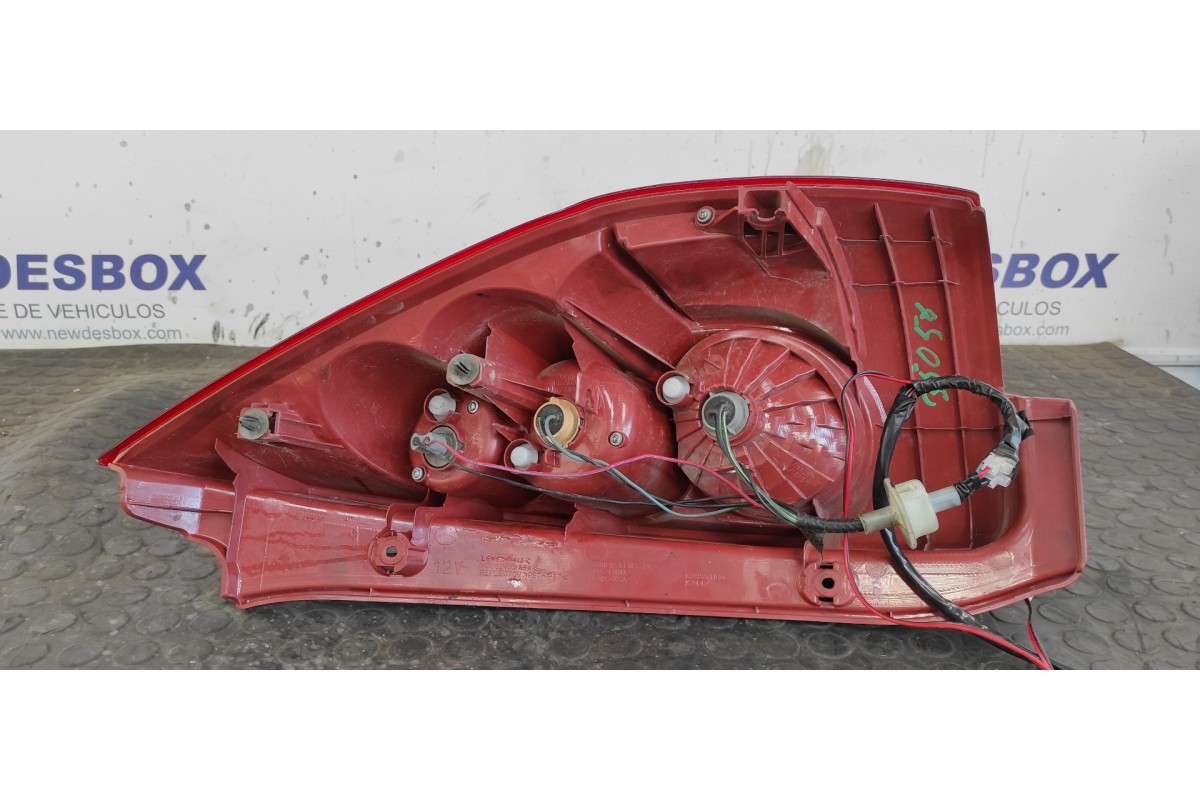 Recambio de piloto trasero izquierdo para mazda 5 berl. (cr) 2.0 crtd active+ (105kw) referencia OEM IAM C23551160  