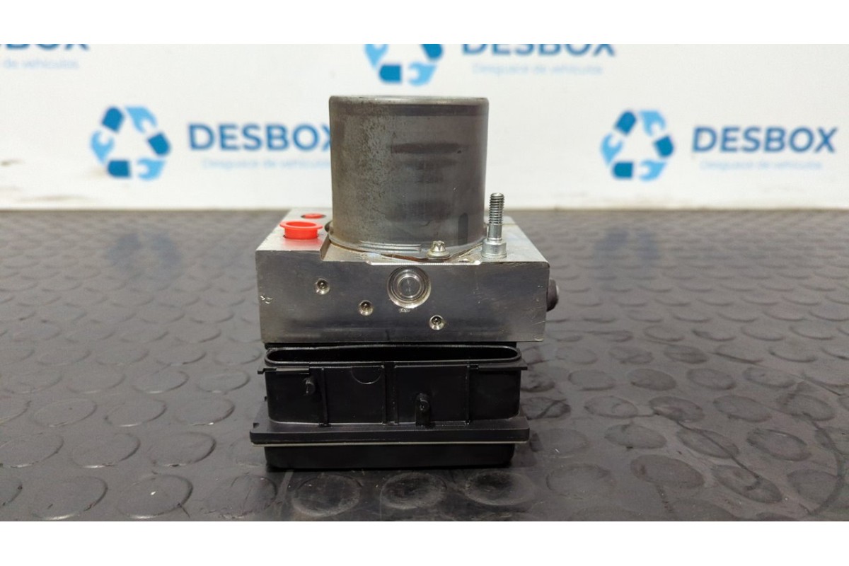 Recambio de abs para land rover range rover sport v8 td edition 60 yrs referencia OEM IAM SRB500440  