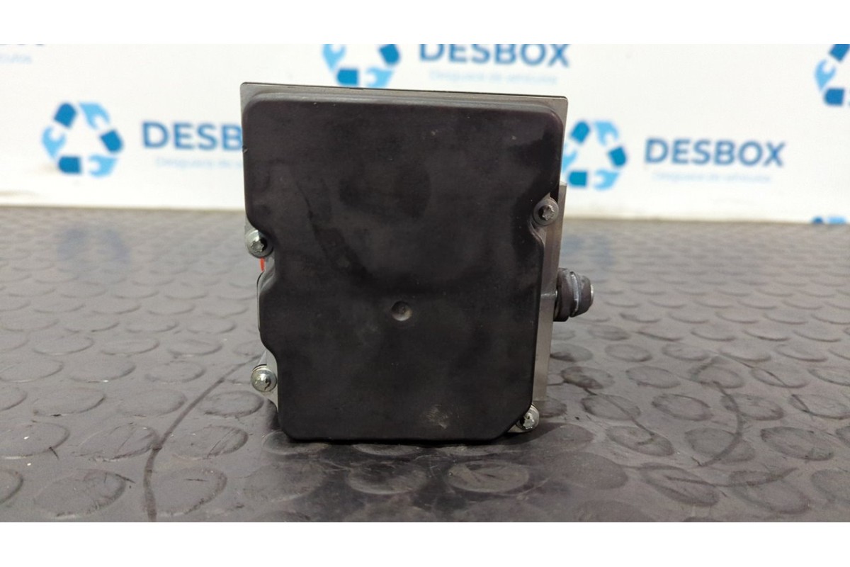 Recambio de abs para land rover range rover sport v8 td edition 60 yrs referencia OEM IAM SRB500440  