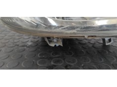 Recambio de faro derecho para renault trafic combi (ab 4.01) 6 - plazas (l2h1) acristalado parcial 2,9t combi largo referencia O 2