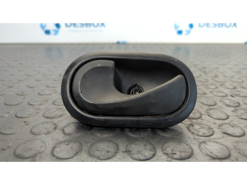 Recambio de maneta interior delantera izquierda para renault kangoo furgón compact grand confort referencia OEM IAM 310579  