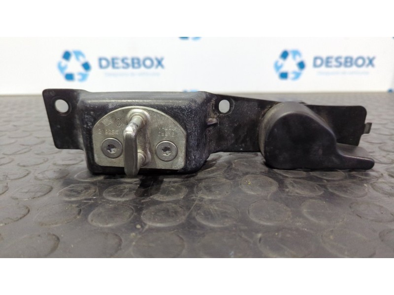 Recambio de maneta interior trasera derecha para renault kangoo furgón compact grand confort referencia OEM IAM 219250D  