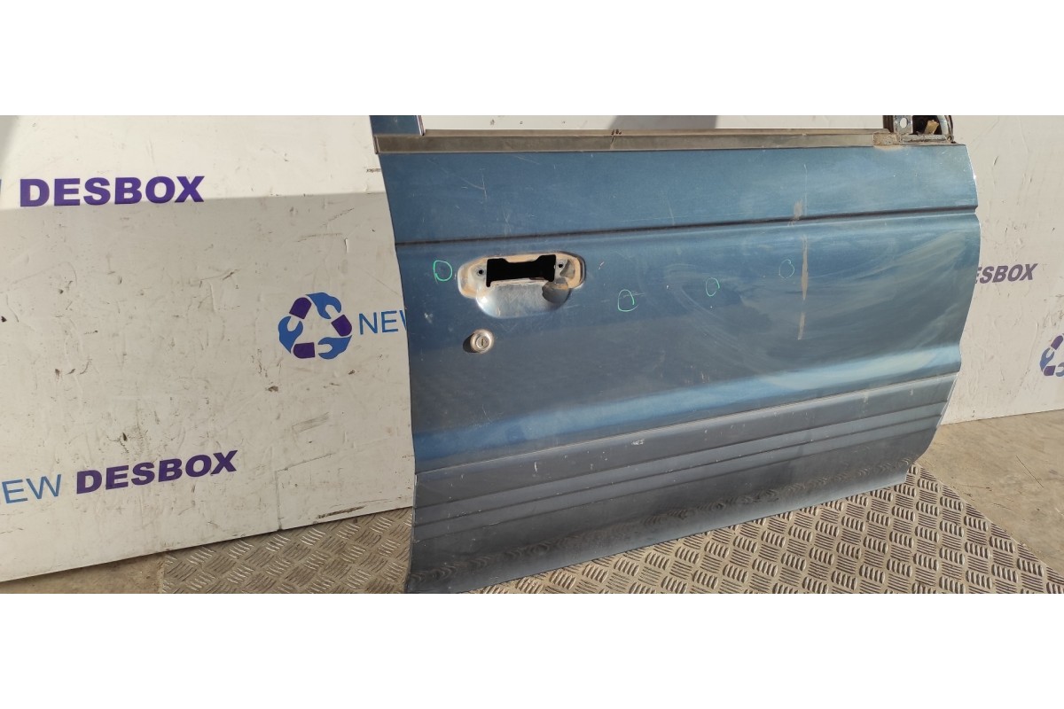 Recambio de puerta delantera derecha para mitsubishi montero (v20/v40) 2800 td american dream (3-ptas.) referencia OEM IAM   