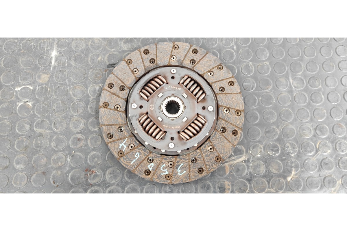 Recambio de kit embrague para mitsubishi montero (v20/v40) 2800 td american dream (3-ptas.) referencia OEM IAM 325016510  