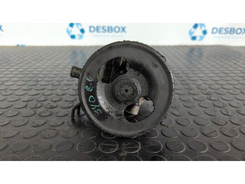 Recambio de bomba direccion para kia carnival 2.9 turbodiesel cat referencia OEM IAM KPW99174  