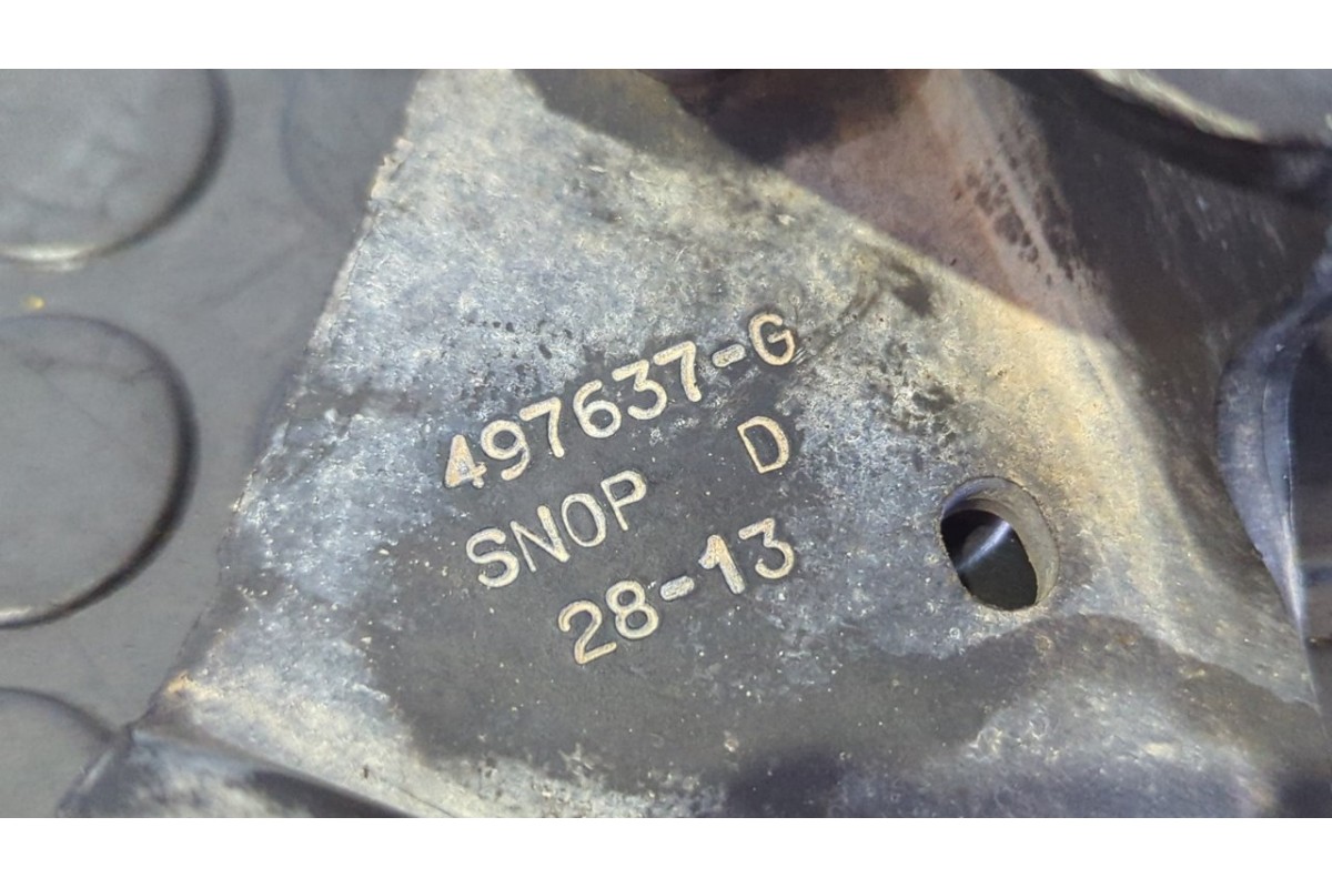 Recambio de soporte / guia puerta corredera intermedio para dacia dokker ambiance referencia OEM IAM 824A65571R  