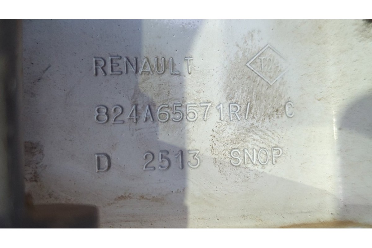 Recambio de soporte / guia puerta corredera intermedio para dacia dokker ambiance referencia OEM IAM 824A65571R  