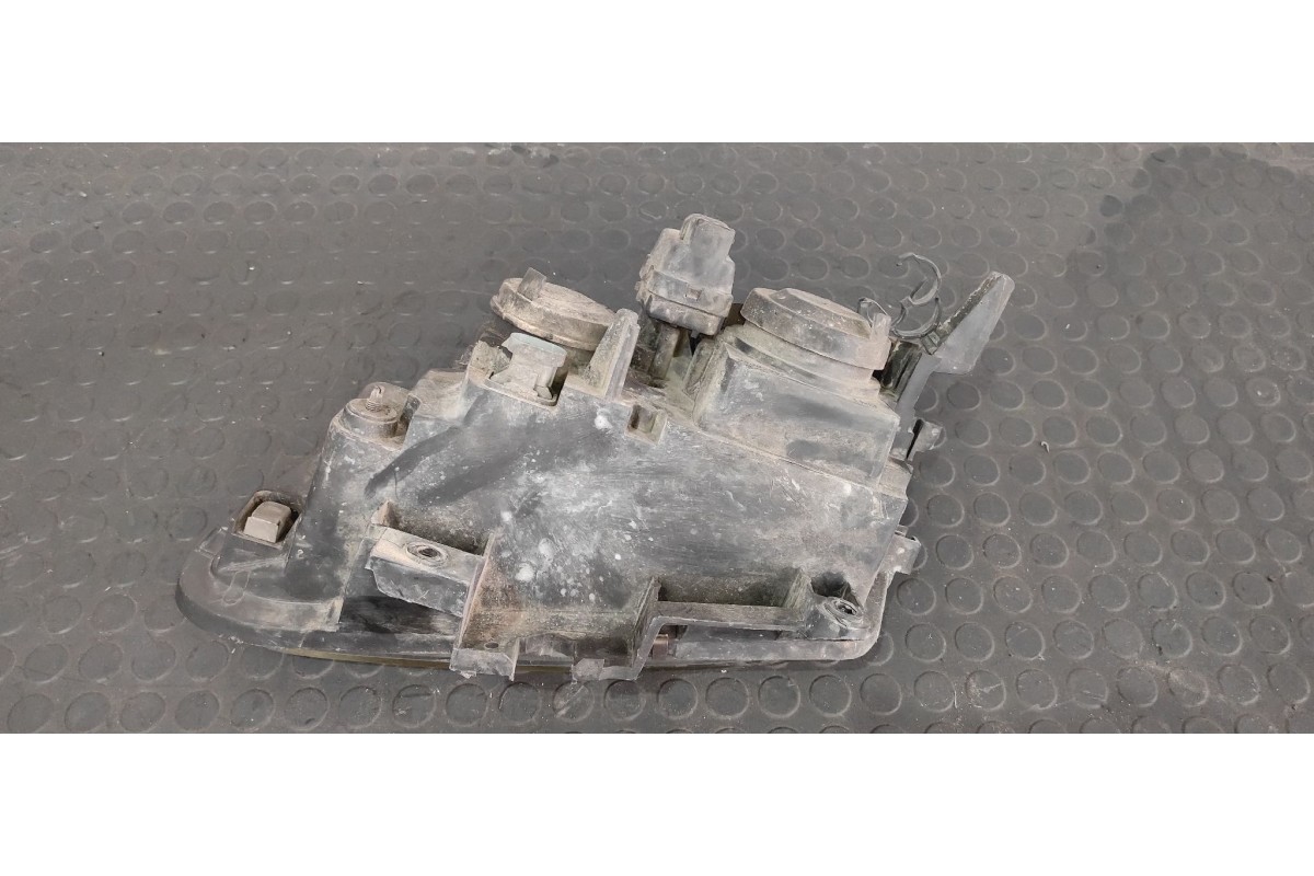Recambio de faro derecho para renault espace / grand espace (je0) 2.2 dci turbodiesel cat referencia OEM IAM 89002587  