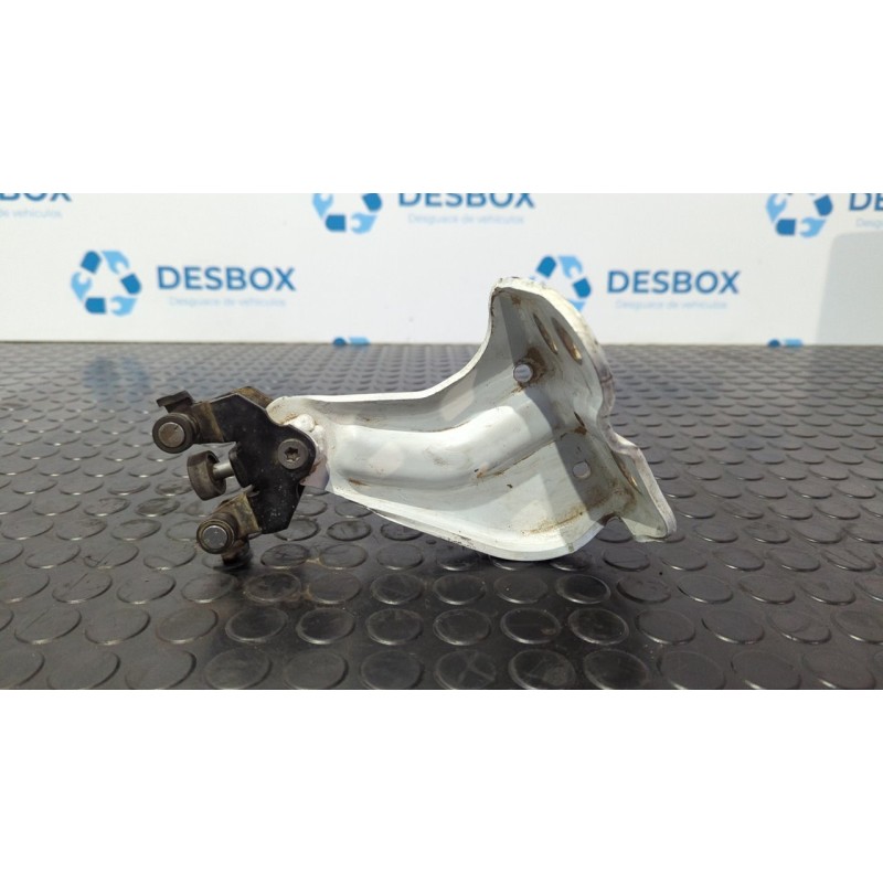 Recambio de soporte guia patin inferior para dacia dokker ambiance referencia OEM IAM 745967497R  