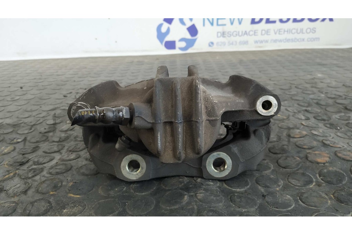 Recambio de pinza de freno delantera izquierda para citroen xsara picasso 1.8 16v referencia OEM IAM Y01131  