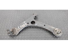 Recambio de brazo izquierdo inferior delantero para toyota corolla verso (r1) 2.0 d-4d luna referencia OEM IAM   
