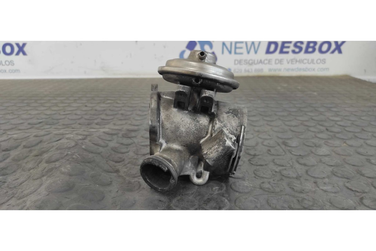 Recambio de valvula egr para mercedes-benz clase m (w163) 2.7 cdi 20v cat referencia OEM IAM A6110900754  