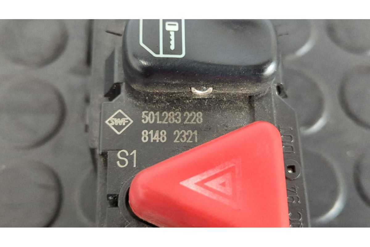 Recambio de mando multifuncion para mercedes-benz clase c (w202) familiar 220 t cdi (202.193) referencia OEM IAM 2088200310  