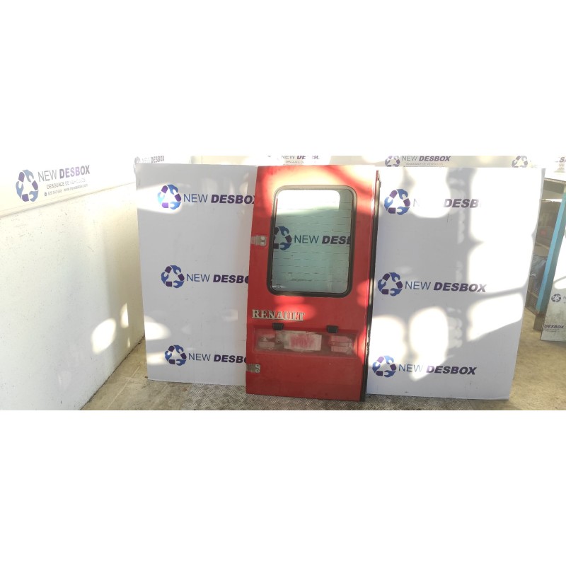 Recambio de puerta trasera izquierda para renault rapid/express (f40) 1.9 d familiar (f40p) referencia OEM IAM   