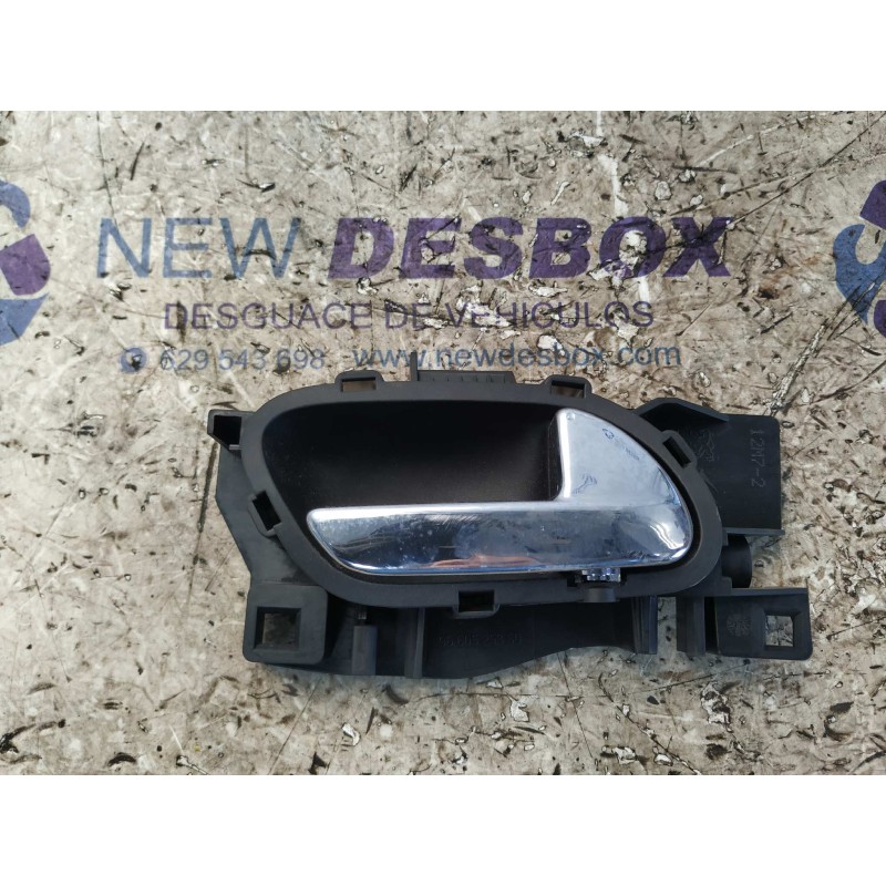 Recambio de maneta interior trasera derecha para peugeot 308 1.6 16v referencia OEM IAM   