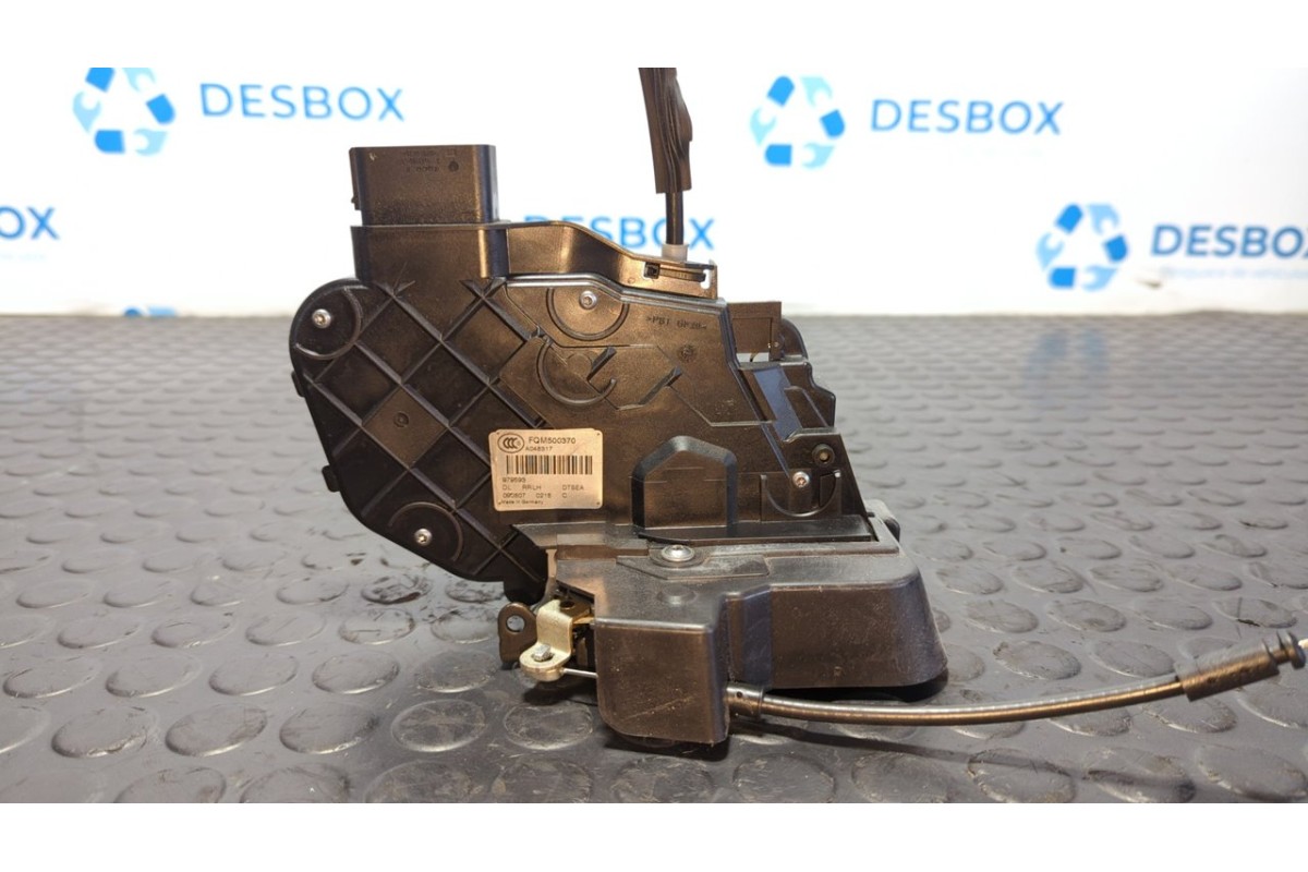 Recambio de cerradura puerta trasera izquierda para land rover discovery v6 td edition 60 yrs referencia OEM IAM FQM500370  
