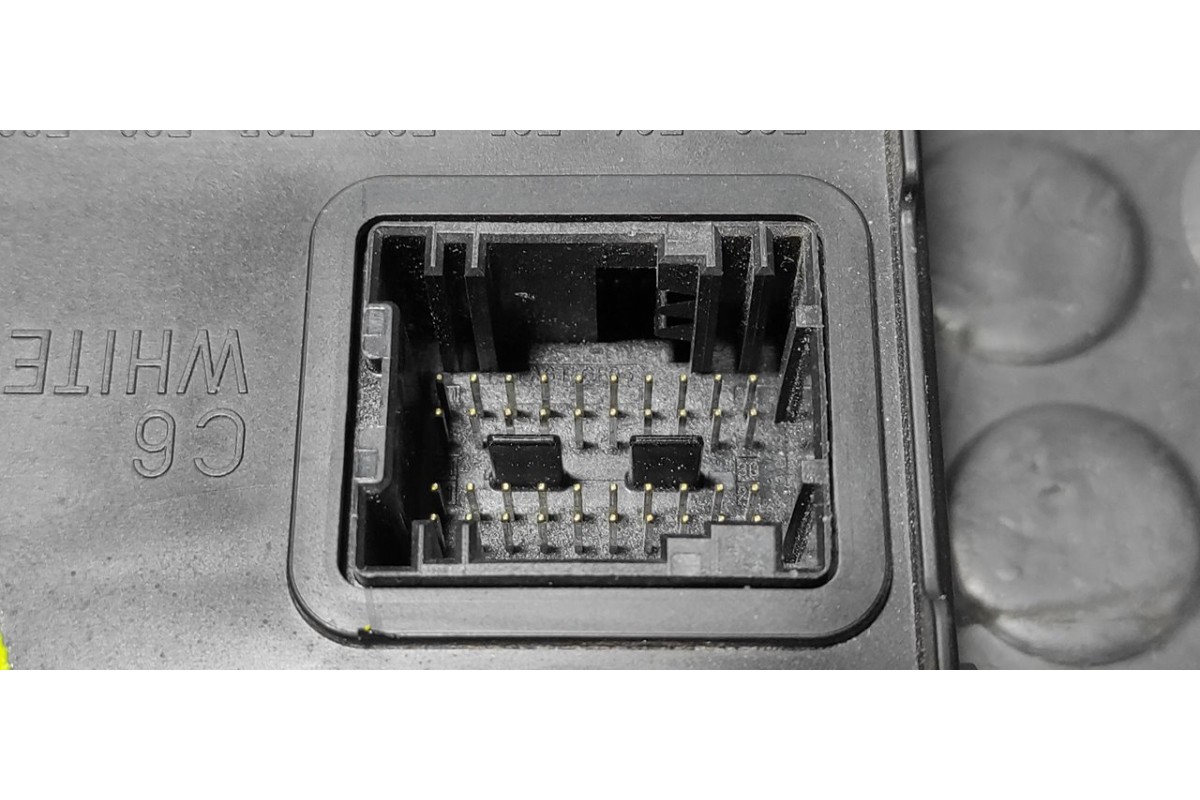 Recambio de caja reles / fusibles para ford transit caja abierta ´06 ft 330 k cabina simple, corta referencia OEM IAM 8C1T14A073