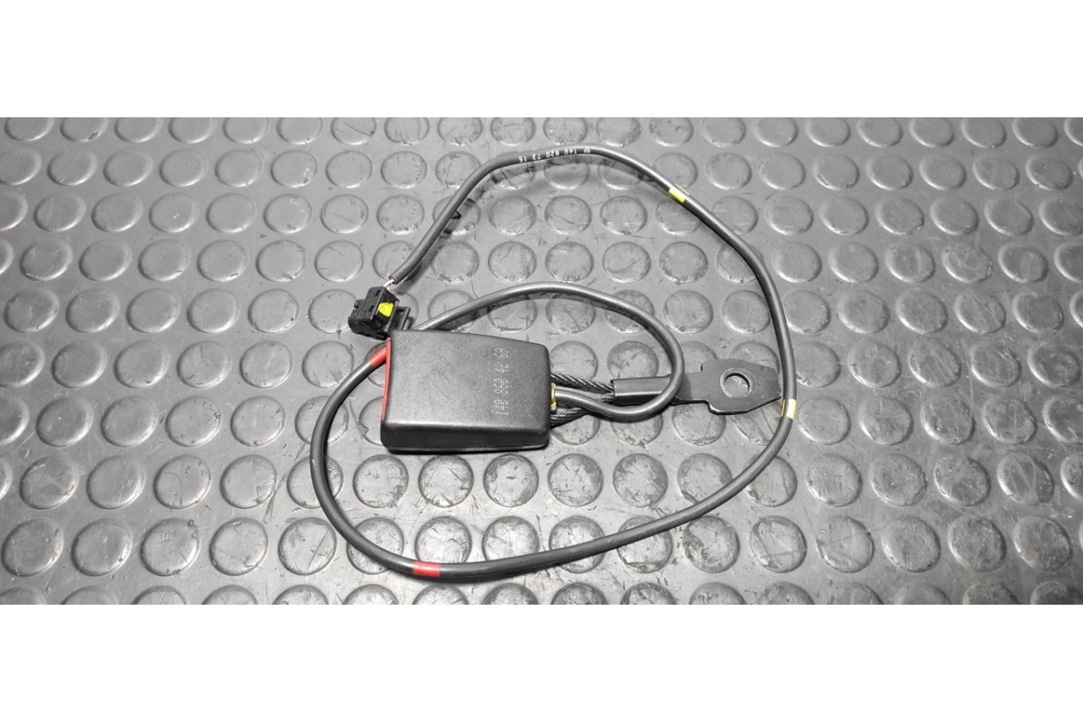 Recambio de enganche cinturon delantero izquierdo para mercedes-benz clase s (w140) berlina 5.0 v8 32v cat referencia OEM IAM 14