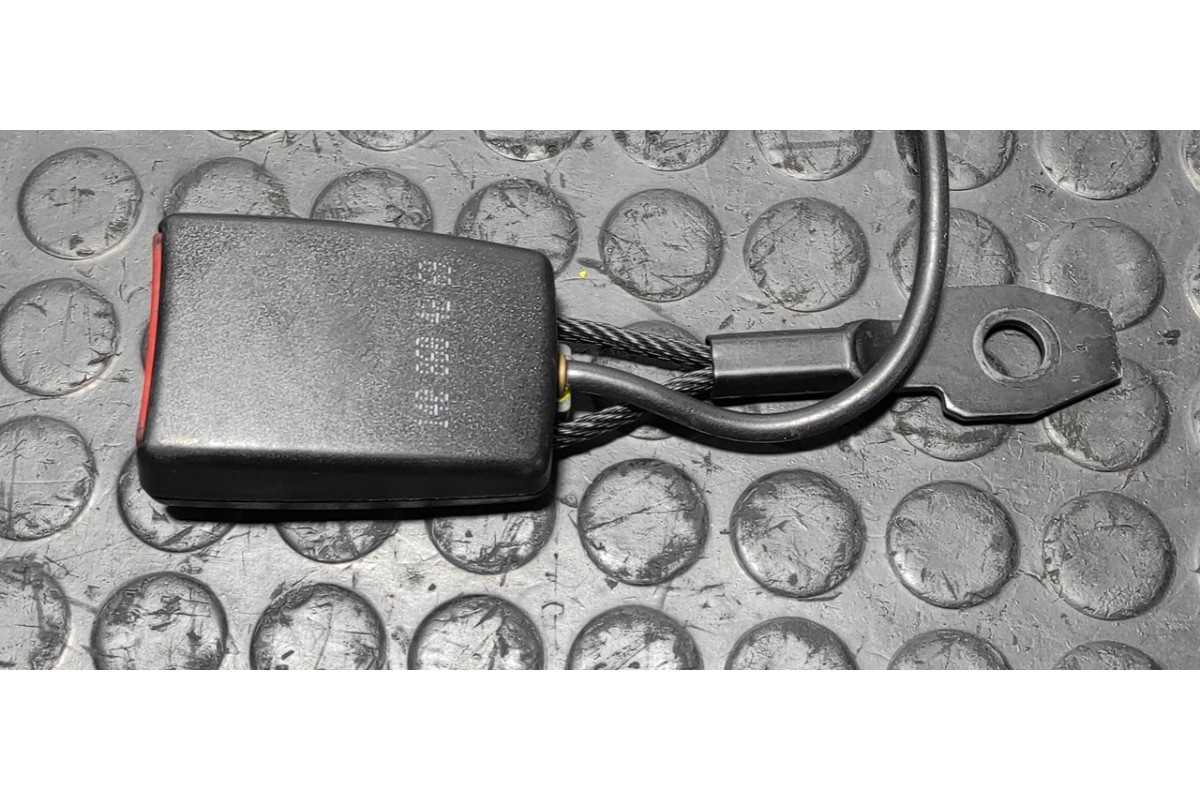 Recambio de enganche cinturon delantero izquierdo para mercedes-benz clase s (w140) berlina 5.0 v8 32v cat referencia OEM IAM 14