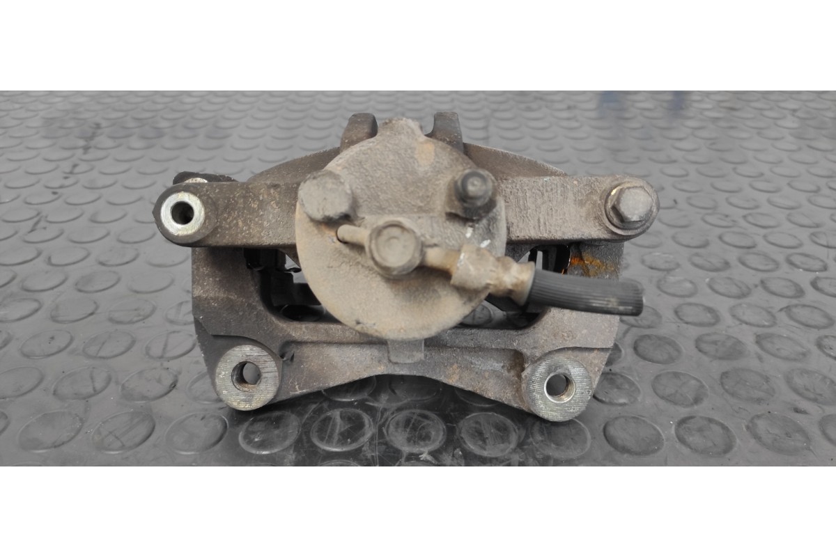 Recambio de pinza de freno delantera derecha para toyota corolla (e12) 2.0 d-4d linea luna berlina referencia OEM IAM BL32211269