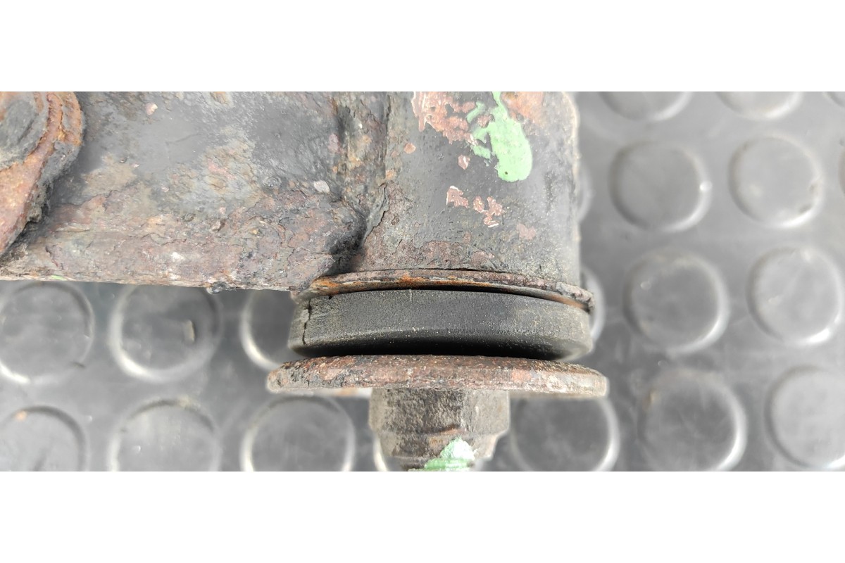 Recambio de brazo derecho superior delantero para mitsubishi montero (v20/v40) 2800 td american dream (3-ptas.) referencia OEM I