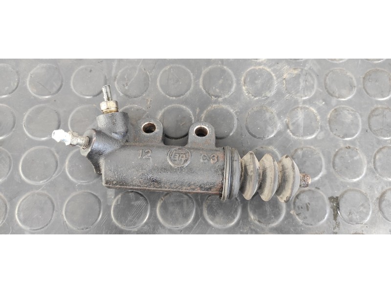 Recambio de bombin embrague para toyota corolla verso (r1) 2.0 d-4d luna referencia OEM IAM AISIN12C3  