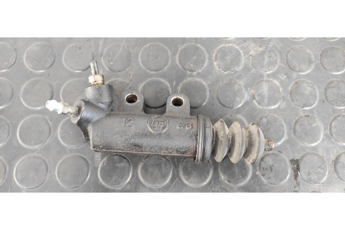 Recambio de bombin embrague para toyota corolla verso (r1) 2.0 d-4d luna referencia OEM IAM AISIN12C3  