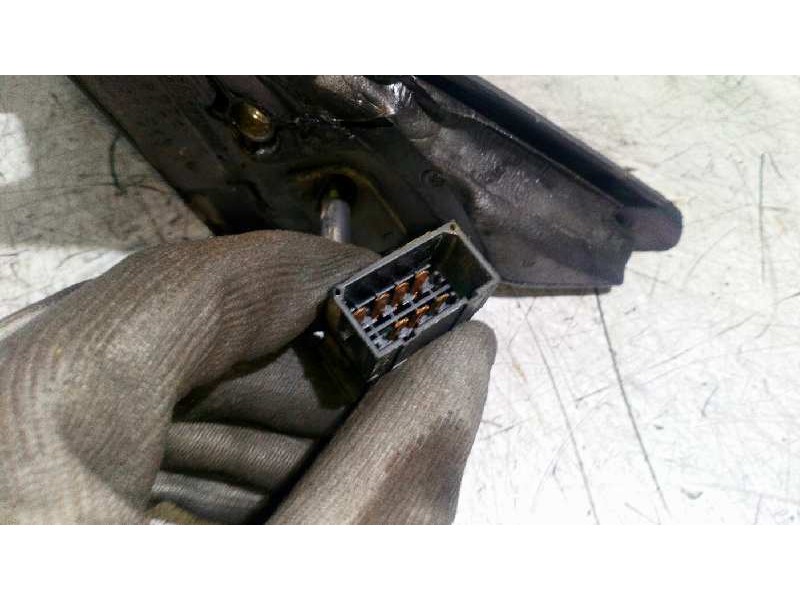 Recambio de retrovisor izquierdo para audi a4 berlina (8e) 2.5 v6 24v tdi referencia OEM IAM 8D0857548  