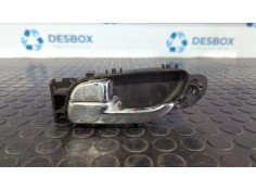 Recambio de maneta interior delantera izquierda para ssangyong rodius xdi deluxe 4wd referencia OEM IAM 7241021000  