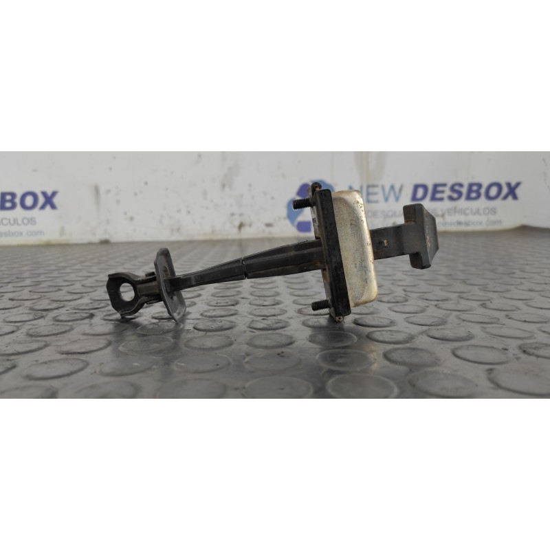 Recambio de retenedor puerta izquierda para bmw x3 (f25) sdrive 18d referencia OEM IAM B2268WI  