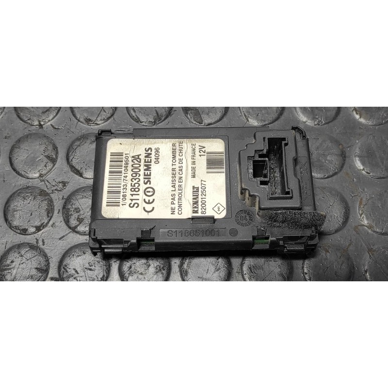 Recambio de conmutador de arranque para renault scenic ii 1.5 dci diesel referencia OEM IAM S118651001  