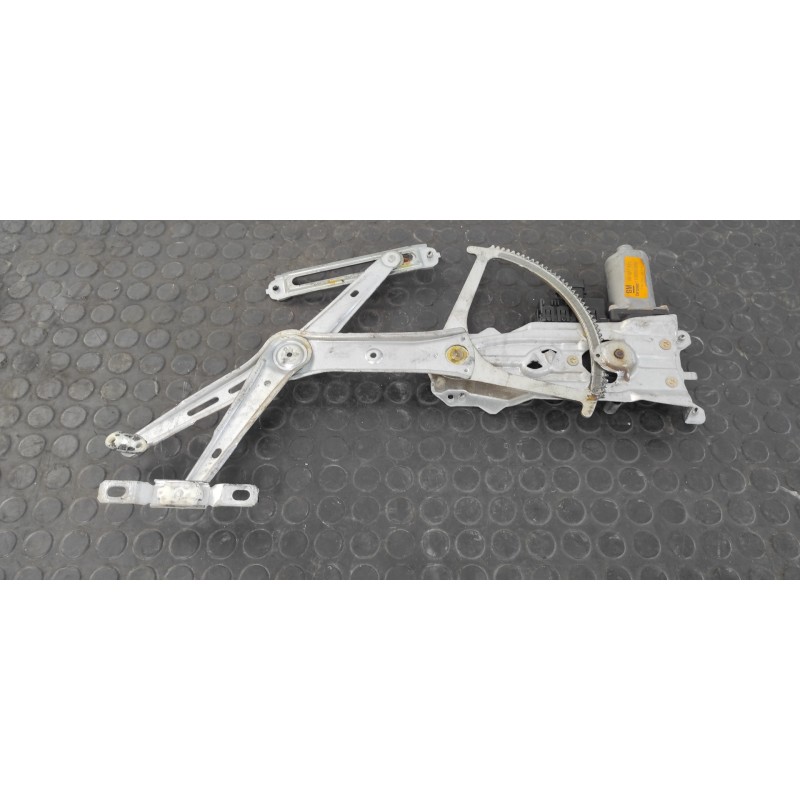 Recambio de elevalunas delantero izquierdo para opel astra g berlina 1.6 16v referencia OEM IAM 90521875  