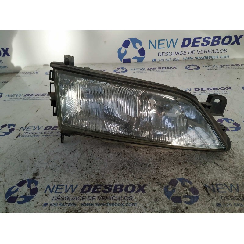 Recambio de faro derecho para opel vectra b berlina 1.6 referencia OEM IAM 54532888  