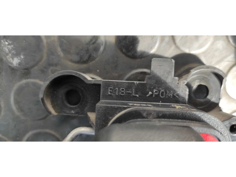 Recambio de maneta interior trasera izquierda para mazda 5 berl. (cr) 1.8 active referencia OEM IAM E18L  
