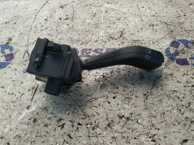 Recambio de mando intermitentes para bmw serie 3 berlina (e46) 2.0 16v diesel cat referencia OEM IAM 8363668  