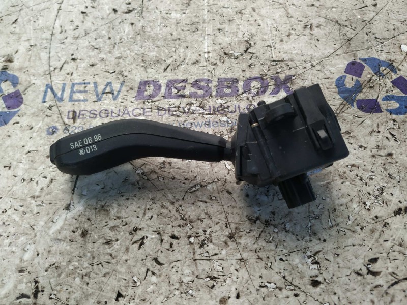 Recambio de mando intermitentes para bmw serie 3 berlina (e46) 2.0 16v diesel cat referencia OEM IAM 8363668  