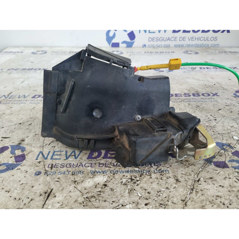 Recambio de cerradura puerta trasera derecha para bmw serie 5 berlina (e39) 525d referencia OEM IAM 67118352165  