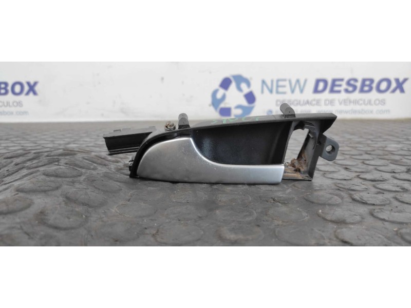 Recambio de maneta interior delantera izquierda para audi a3 (8p) 2.0 tdi ambiente referencia OEM IAM 8P3867019  