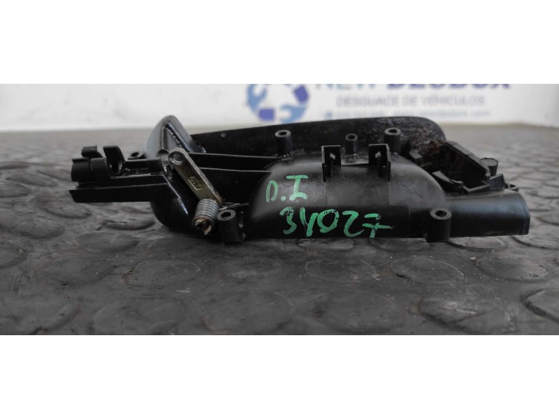 Recambio de maneta interior delantera izquierda para audi a3 (8p) 2.0 tdi ambiente referencia OEM IAM 8P3867019  