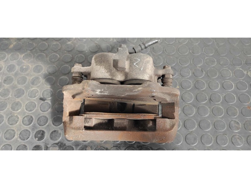 Recambio de pinza de freno delantera izquierda para nissan vanette cargo (hc23) familiar (5 asientos) referencia OEM IAM LUCAS01