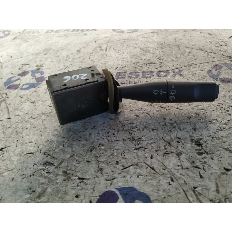 Recambio de mando limpia para peugeot 206 berlina xn referencia OEM IAM 96049597ZL  