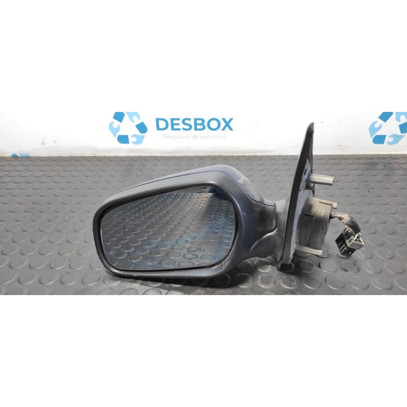 Recambio de retrovisor izquierdo para citroen xsara berlina 1.6 referencia OEM IAM 9623222777  