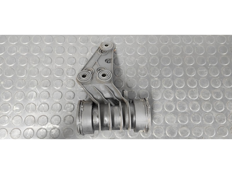 Recambio de caudalimetro para mercedes-benz clase c (w203) berlina 2.7 cdi 20v cat referencia OEM IAM A2035200095  