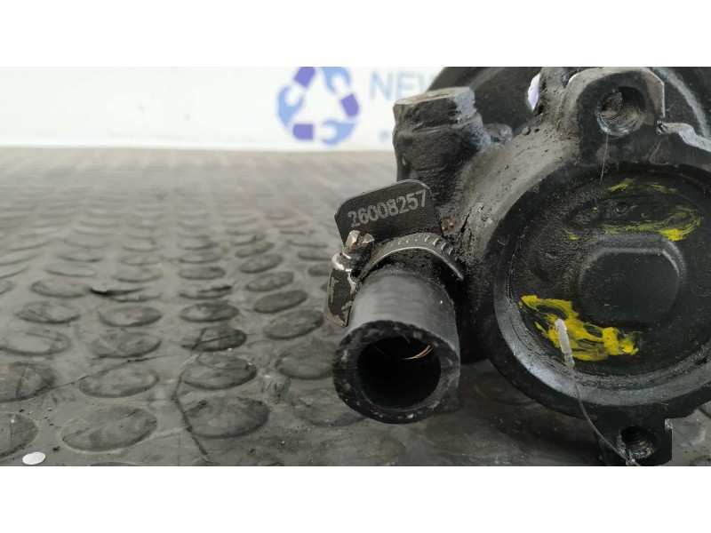 Recambio de bomba direccion para opel astra f berlina 1.7 turbodiesel (17 dt / lu8) referencia OEM IAM 26008257  