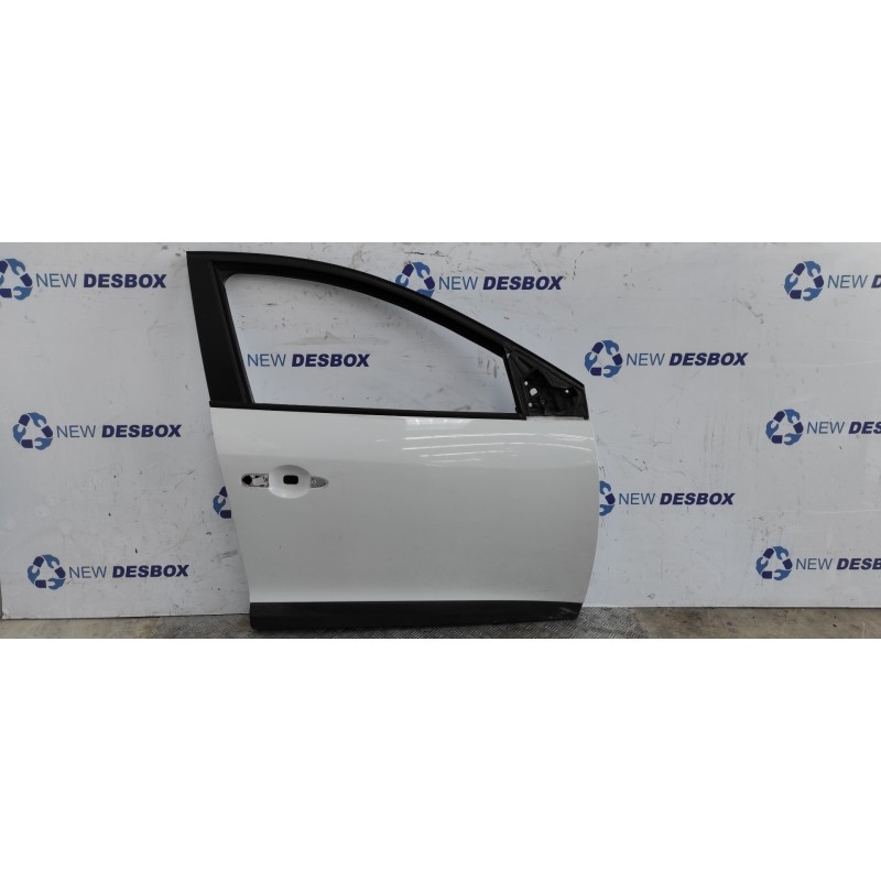 Recambio de puerta delantera derecha para renault megane iii berlina 5 p gt-style referencia OEM IAM   