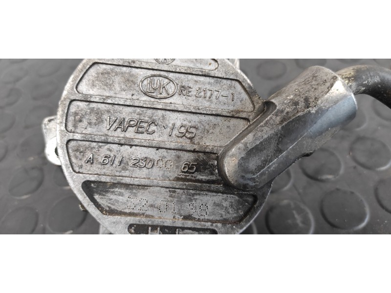 Recambio de depresor freno / bomba vacio para mercedes-benz clase c (w203) berlina 2.7 cdi 20v cat referencia OEM IAM A611230006
